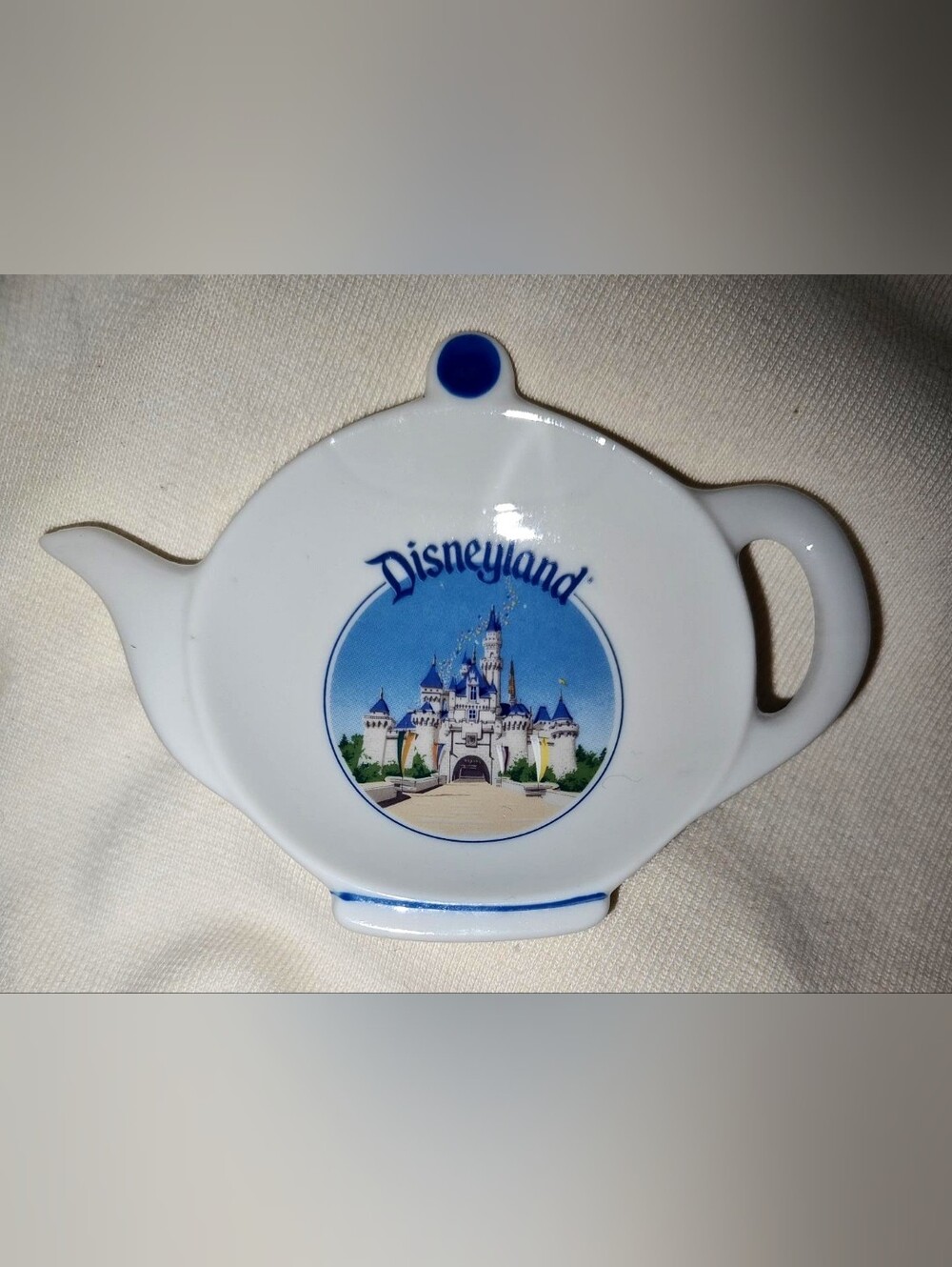 Vintage Disneyland Castle Teapot-Shaped Tea Bag Holder – Made in Japan⁵